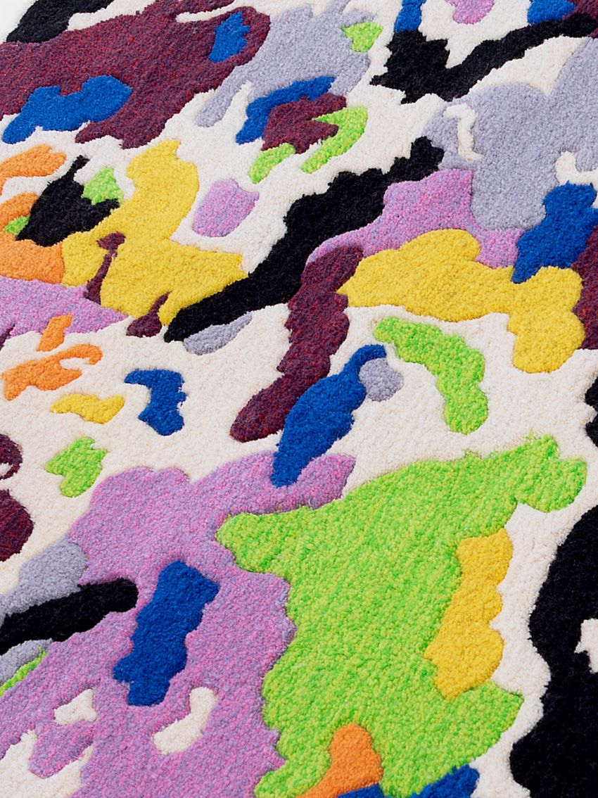 Blow me, handmade rug by Anne Bellinger, Copenhagen — view 2